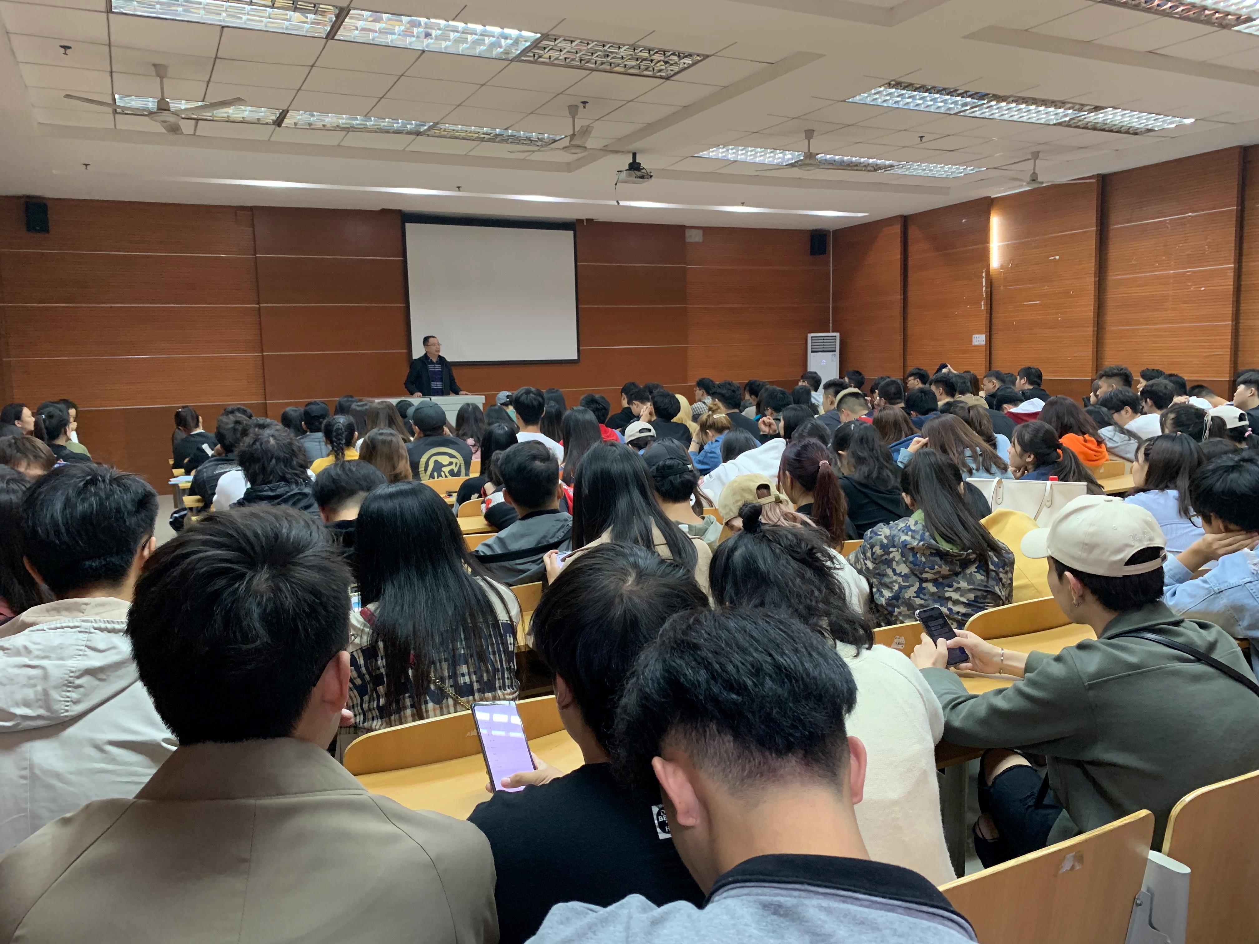 美狮贵宾会